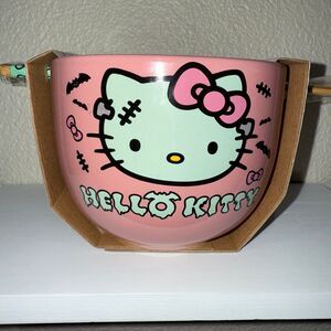 NWT Halloween Hello Kitty Ceramic Bowl With Chopsticks 20oz Noodles